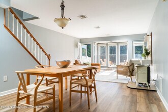 7 Marina Dr in Catskill, NY - Building Photo - Building Photo