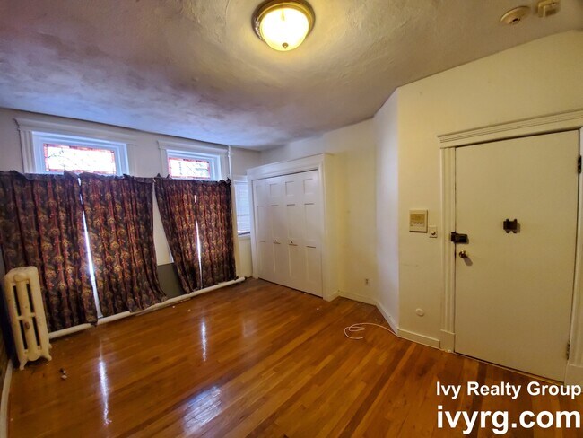 23 Temple St, Unit 1 in Boston, MA - Building Photo - Building Photo