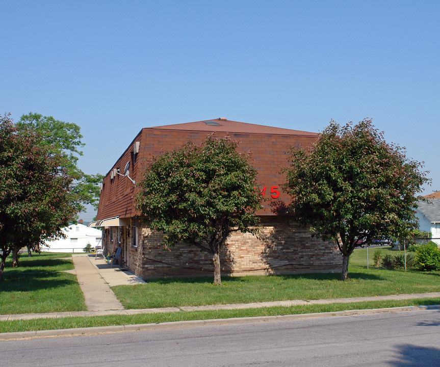 Emma Apartments in Fairborn, OH - Building Photo