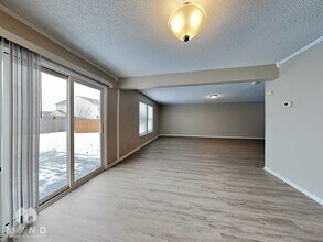 10386 Cotton Blossom Dr in Fishers, IN - Foto de edificio - Building Photo