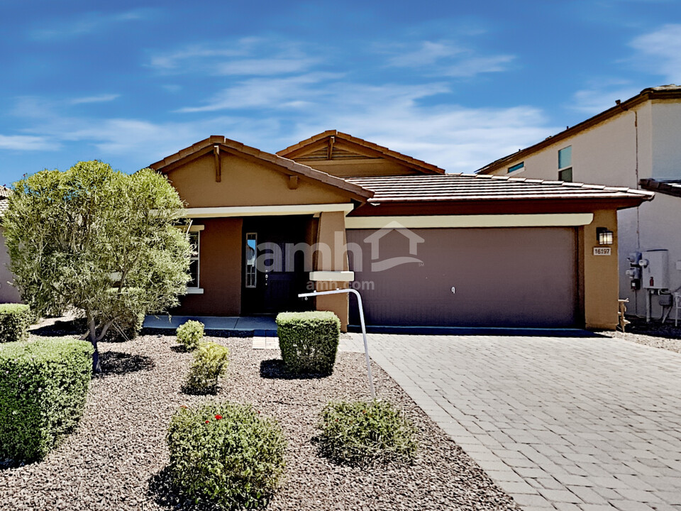 16197 W Winslow Dr in Goodyear, AZ - Building Photo