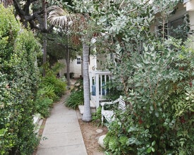 319 W Anapamu St in Santa Barbara, CA - Building Photo - Building Photo