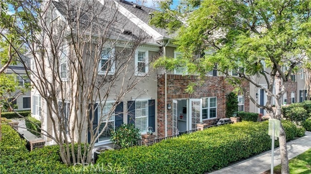 property at 28 Albany St