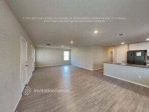 7335 Avila Vis in San Antonio, TX - Building Photo - Building Photo