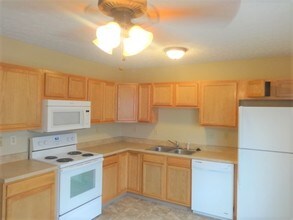 4541 Parkwick Dr in Columbus, OH - Building Photo - Building Photo