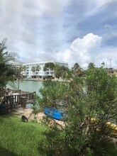 1220 Marseille Dr in Miami Beach, FL - Building Photo - Building Photo