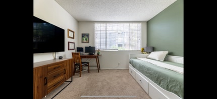 25335 Pine Creek Ln, Unit 25335 pine creek in Wilmington, CA - Building Photo - Building Photo