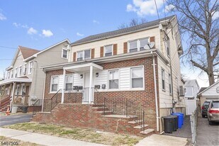 80 E Emerson Ave in Rahway, NJ - Building Photo