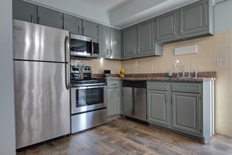 103 Park Charles Blvd S in St. Peters, MO - Building Photo - Building Photo