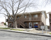 1025 Delaware Dr in Colorado Springs, CO - Building Photo - Building Photo