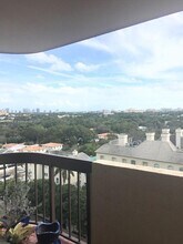 600 Biltmore Way, Unit 1108 in Coral Gables, FL - Building Photo - Building Photo