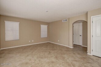 12755 W Alvarado Rd in Avondale, AZ - Building Photo - Building Photo