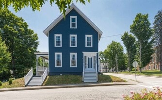 38 Highland St, Unit Room 3 in Somersworth, NH - Building Photo