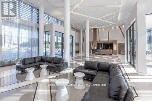 55 Eglinton Ave W in Mississauga, ON - Building Photo - Building Photo