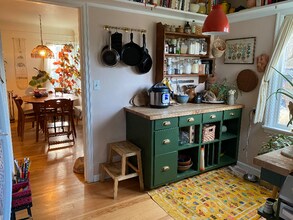 7216 N McKenna Ave in Portland, OR - Foto de edificio - Building Photo