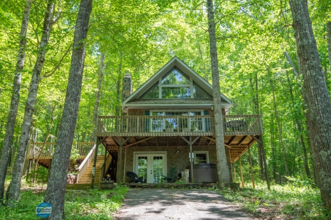 property at 457 Walnut Hills Cir