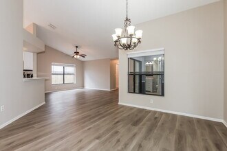 11320 Silverleaf Ct in Riverview, FL - Foto de edificio - Building Photo