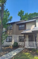 601 Tupelo Trl in Hinesville, GA - Building Photo