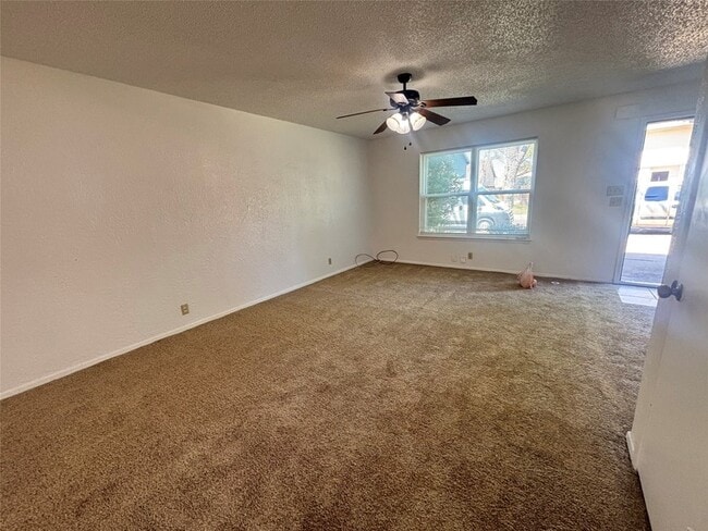 2426 N Graham Dr in Arlington, TX - Building Photo - Building Photo