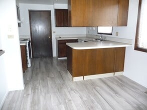 6053 Bingtree Ct NE in Keizer, OR - Building Photo - Building Photo