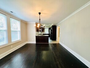 321 West Blvd in Charlotte, NC - Building Photo - Building Photo