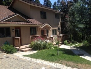 703 Birdie Way in Incline Village, NV - Building Photo - Building Photo