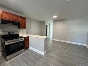 20 Wall St in Foxboro, MA - Building Photo - Building Photo