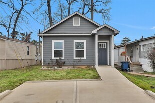 16694 E Juneau St in Montgomery, TX - Building Photo