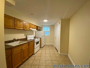 895 Huntington Ave, Unit G-1 in Boston, MA - Building Photo - Building Photo