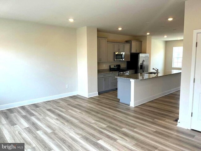 1813 Ritter Dr in Woodlawn, MD - Building Photo - Building Photo