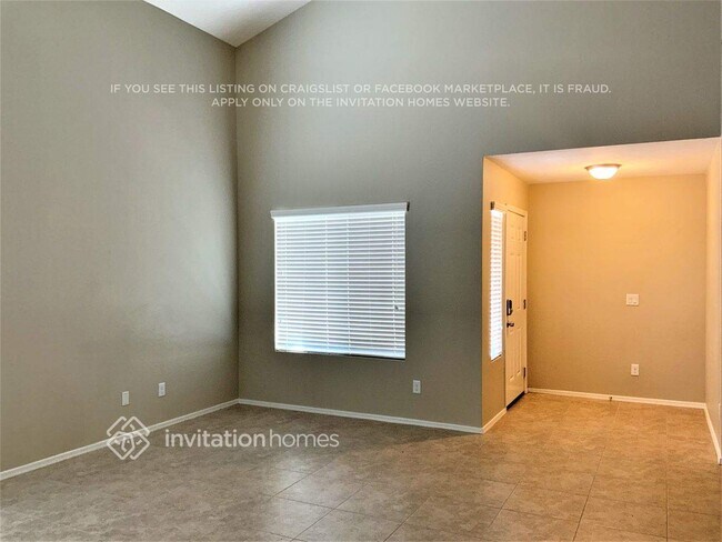 3300 W Carlos Ln in San Tan Valley, AZ - Foto de edificio - Building Photo