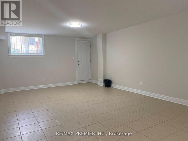 property at 34 Algarve Crescent