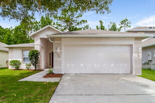 13825 Econ Woods Ln in Orlando, FL - Building Photo