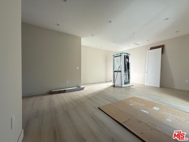 property at 7342 Forbes Ave