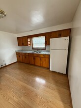 1523 Melvin Ave in Racine, WI - Foto de edificio - Building Photo