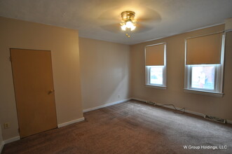 511 Bauerlein St in Pittsburgh, PA - Building Photo - Building Photo