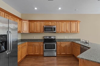 511 Arbor Lake Dr in Crestview, FL - Building Photo - Building Photo