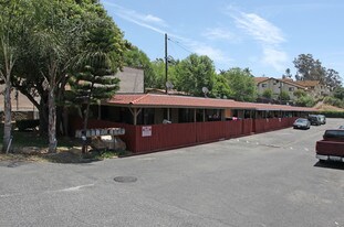 Las Casitas Apartments