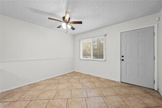 579 Northridge Crossing Dr in Atlanta, GA - Building Photo - Building Photo