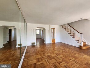 443 E Pleasant St in Philadelphia, PA - Building Photo - Building Photo