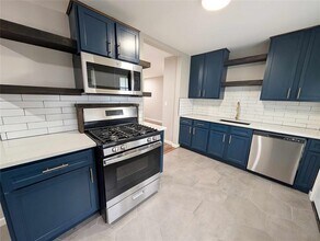 2216 Hasley Dr in The Village, OK - Building Photo - Building Photo