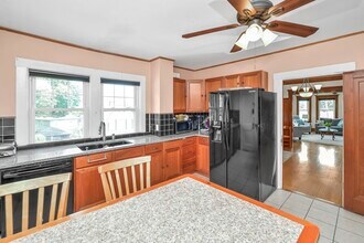 404 Mt Auburn St in Watertown, MA - Building Photo - Building Photo
