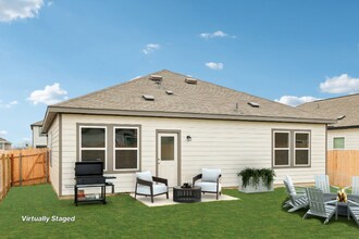 1516 Morris Lp in San Marcos, TX - Building Photo - Building Photo