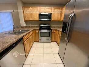 1730 Shoreside Cir in Wellington, FL - Building Photo - Building Photo