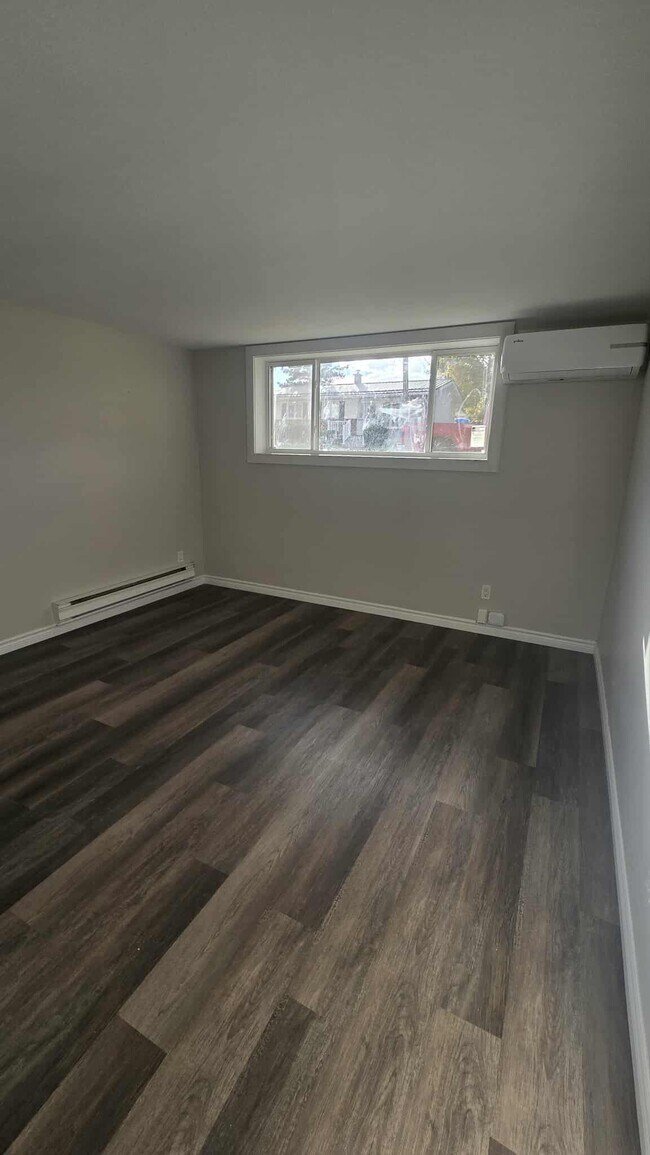 157 McSweeney Ave in Moncton, NB - Building Photo - Building Photo