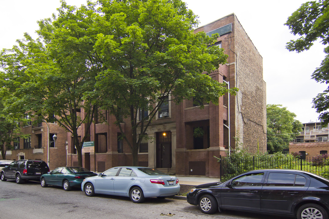 703 E 50th Pl in Chicago, IL - Building Photo