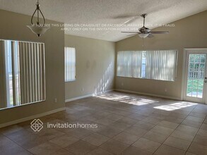 2066 River Park Blvd in Orlando, FL - Foto de edificio - Building Photo