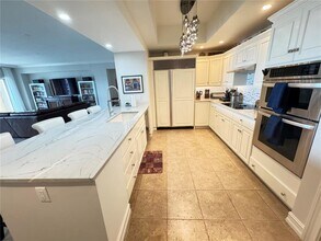 1111 Ritz Carlton Dr in Sarasota, FL - Building Photo - Building Photo