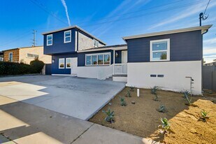 4627 Wendell St in San Diego, CA - Building Photo