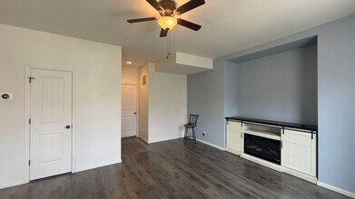 3919 Hunterwood Ln in Johnstown, CO - Building Photo - Building Photo